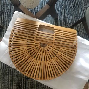 Gaia’s Ark *Cult Gaia Lookalike*